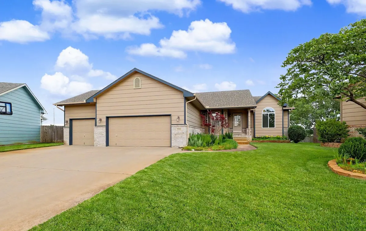 2353 S Milstead Ct, Wichita, KS 67209