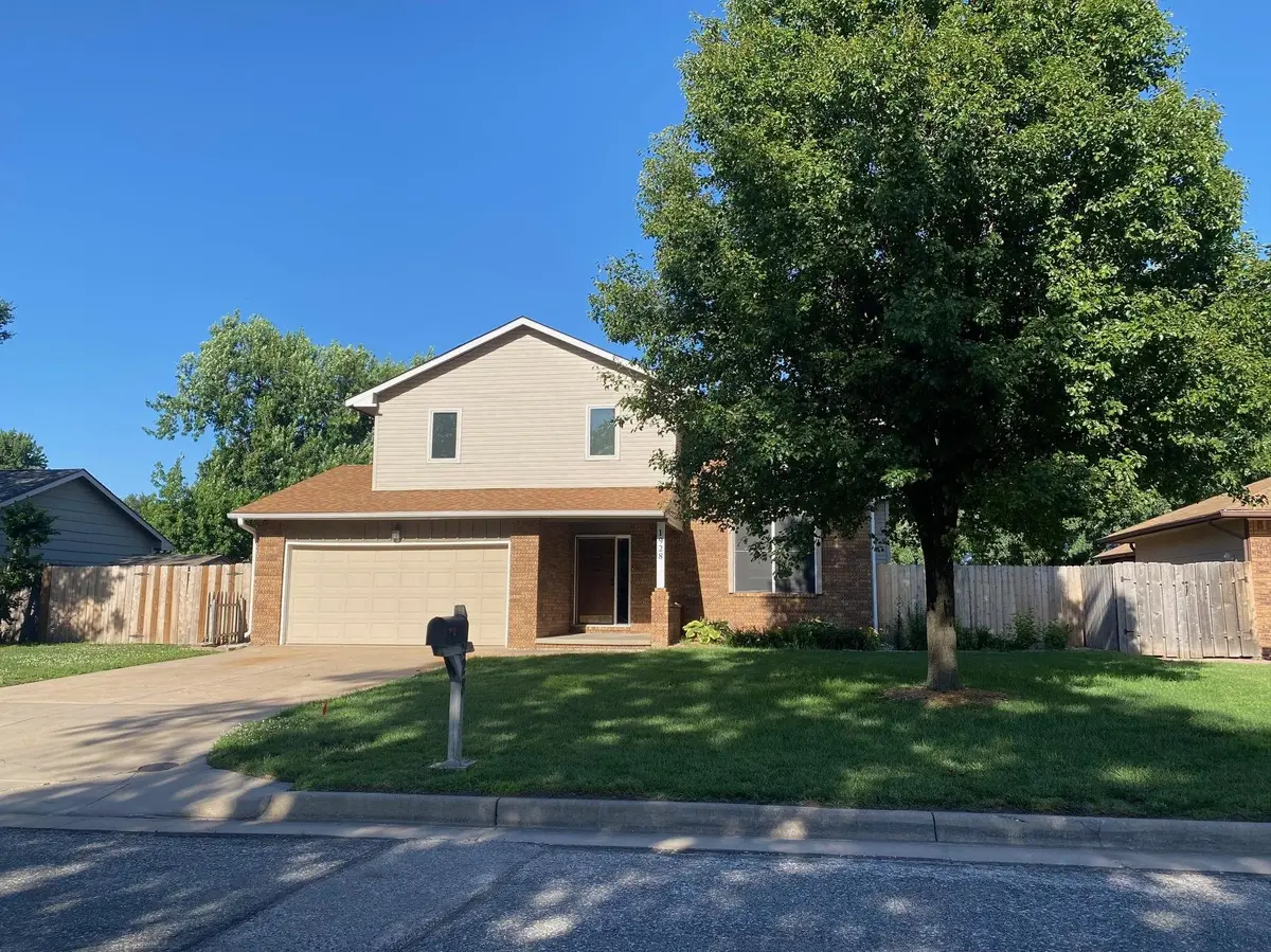 1928 N Reca St, Wichita, KS 67212