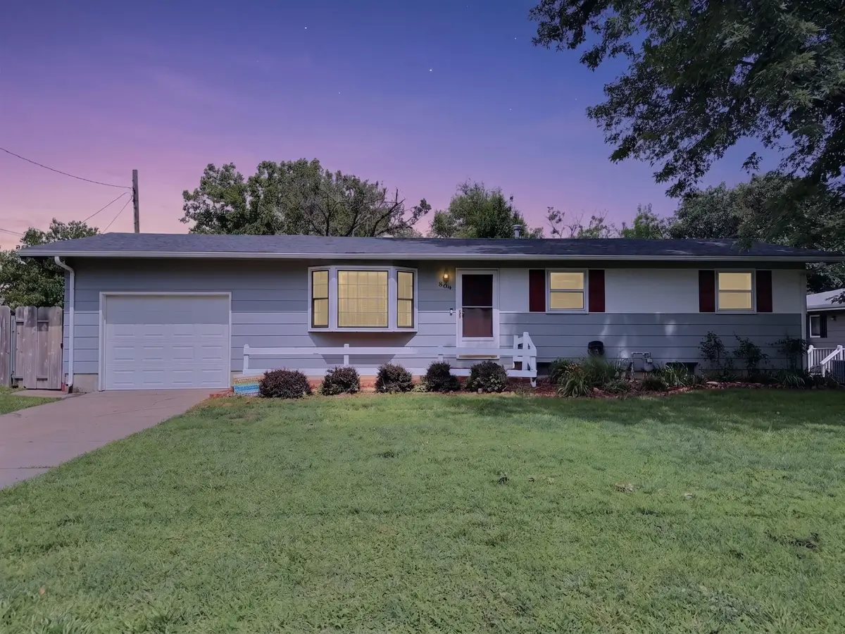 804 N Mclain Ave, Newton, KS 67114