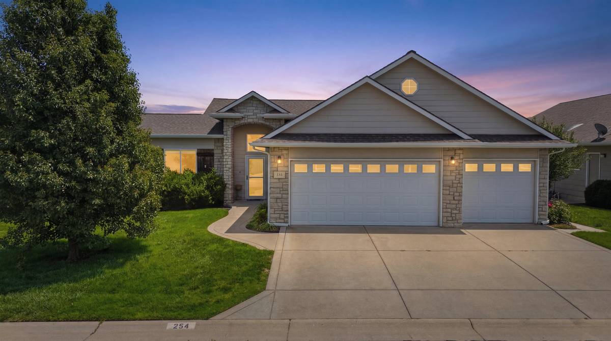 2022 S Webb Rd, #254, Wichita, KS 67207
