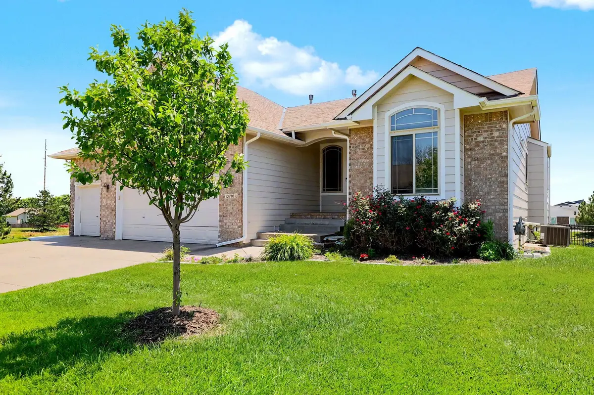 13701 W Texas St, Wichita, KS 67235-9103