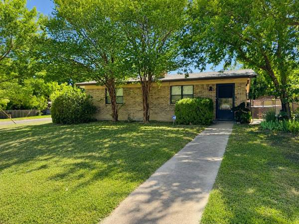 601 E Covington DR #A & B, Austin, TX 78753