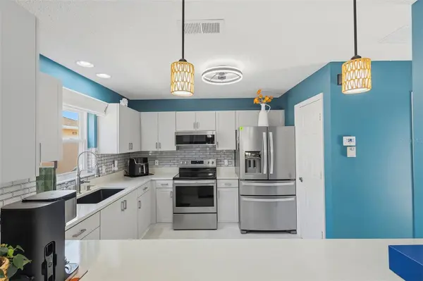 868 OVIEDO RD, The Villages, FL 32159