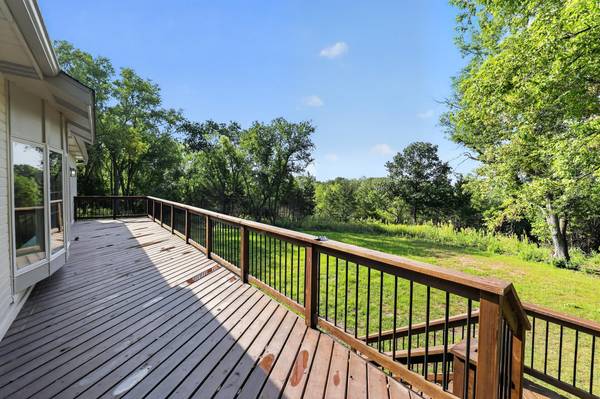 10489 Barnes WAY, Inver Grove Heights, MN 55077