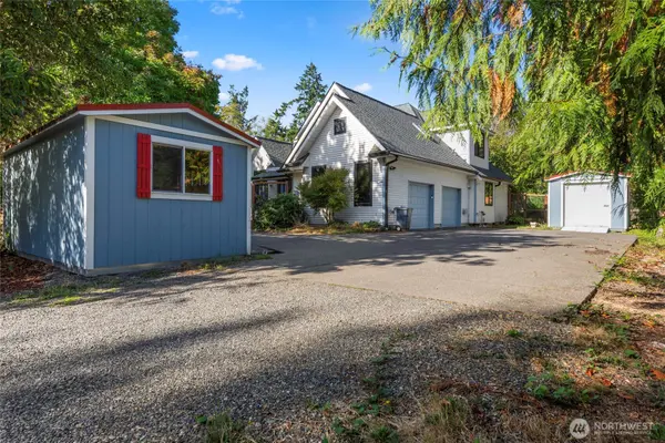 7601 Earling ST NE, Olympia, WA 98506