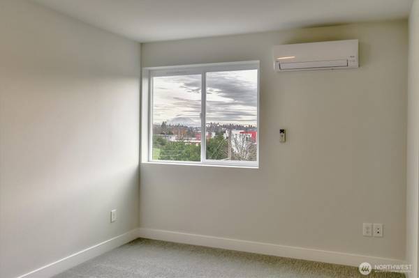 1919 24th AVE S #C, Seattle, WA 98144