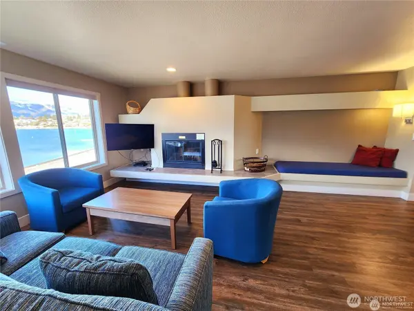 1 Lakeside 719-O, Manson, WA 98831
