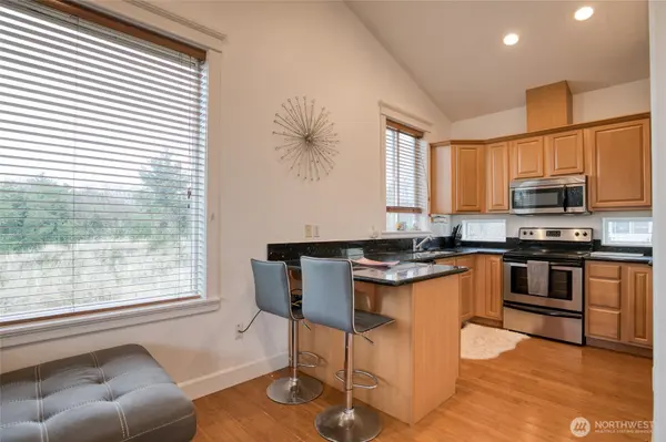 440 Marine View DR SW #1, Ocean Shores, WA 98569