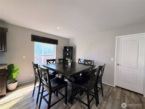 401 Peachtree PL SW, Mattawa, WA 99349