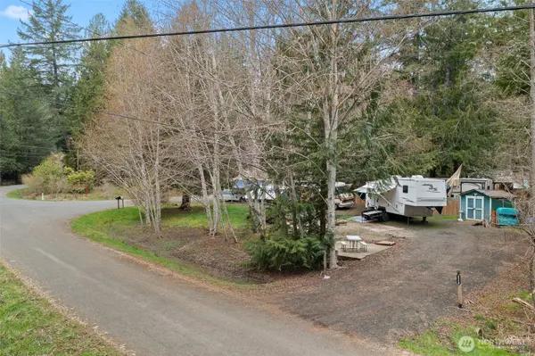 170 E Lakeshore DR E, Shelton, WA 98524