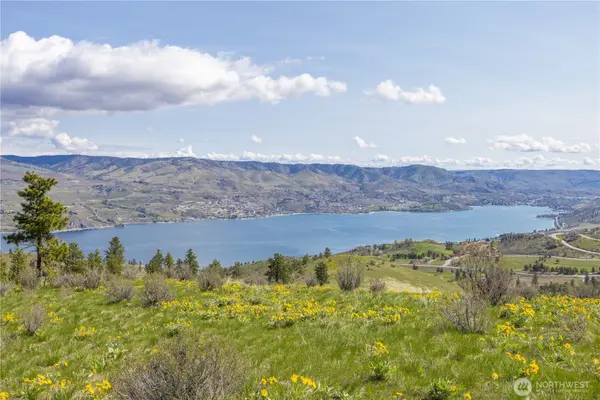 1 Bear Mountain RD, Chelan, WA 98816