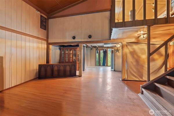 817 Wyoming ST, Raymond, WA 98577
