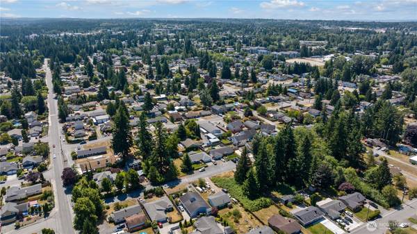 2 xx 106th ST SE, Everett, WA 98208