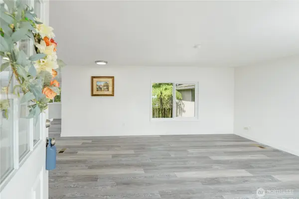 251 Washington Harbor Rd, Sequim, WA 98382