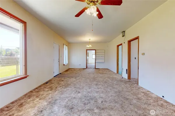 319 W Cherry ST, Walla Walla, WA 99362