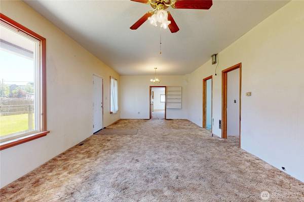 319 W Cherry ST, Walla Walla, WA 99362
