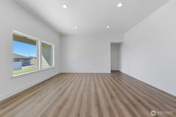 320 N Montana ST, Moses Lake, WA 98837