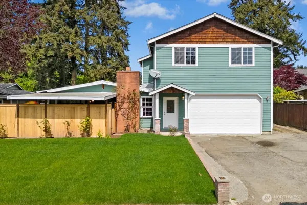 2111 201st PL SW, Lynnwood, WA 98036