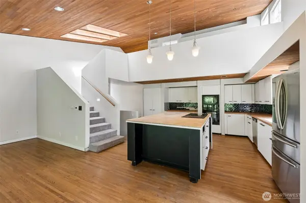 10702 Hill Terrace SW TER SW, Lakewood, WA 98498