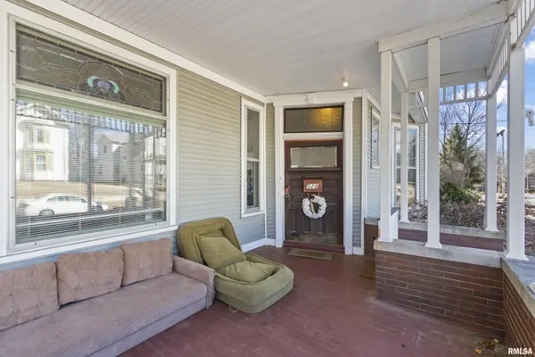 528 W HIGH ST, Peoria, IL 61602