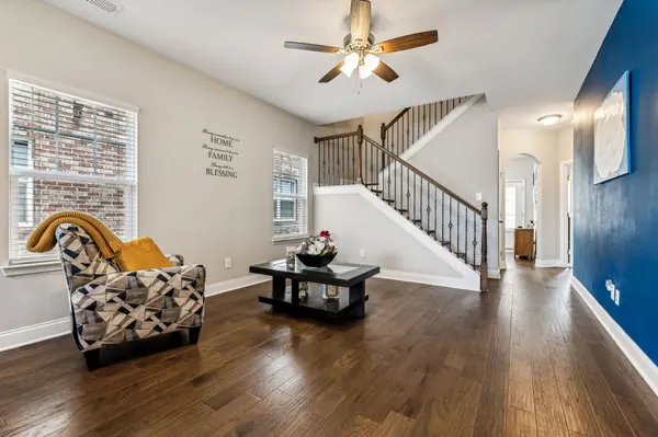 606 Douglas St, Lebanon, TN 37087