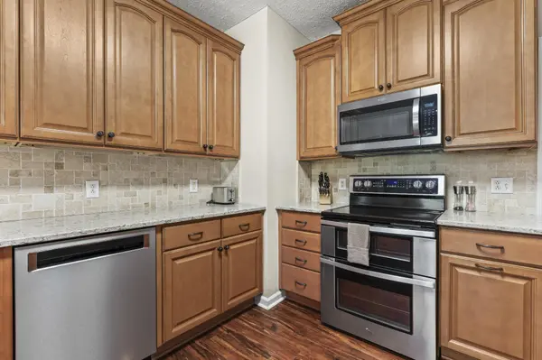 4005 Dell Dr, Mount Juliet, TN 37122