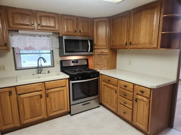 6124 S Laura, Wichita, KS 67216