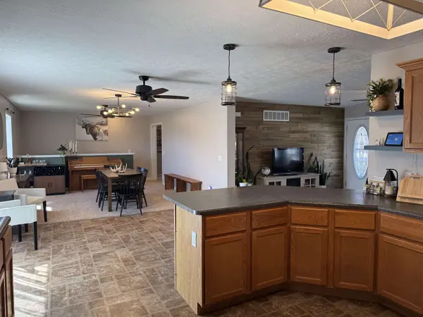 1611 T St, Belleville, KS 66935