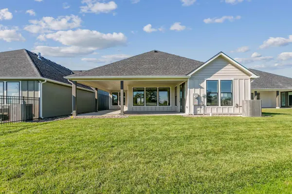 4550 N Sandkey St, Wichita, KS 67204