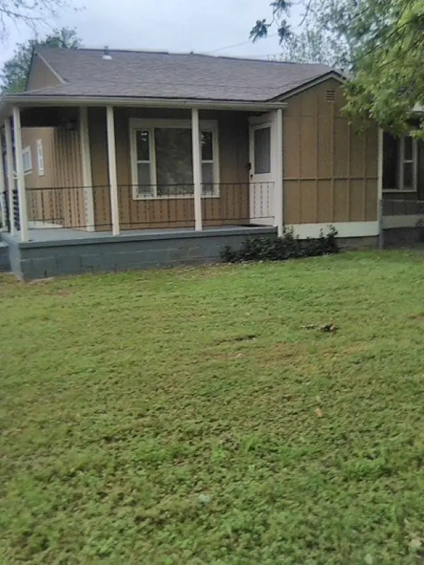1533 N C Street, Arkansas City, KS 67005