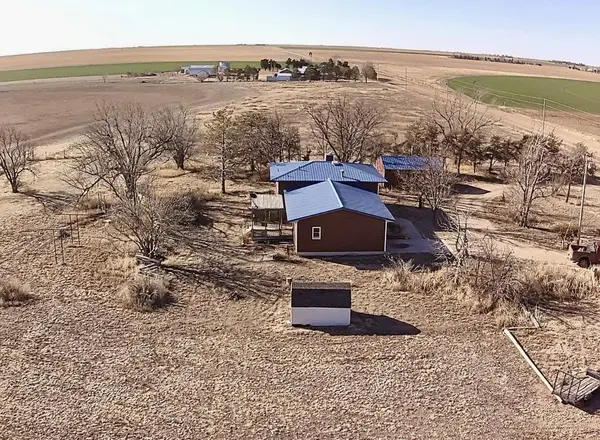 6654 S Rd F, Ulysses, KS 67880