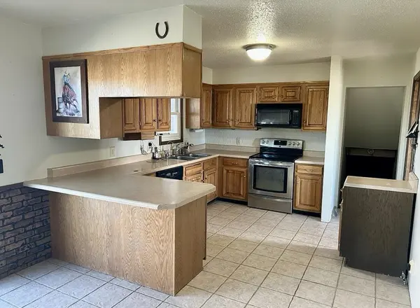 6654 S Rd F, Ulysses, KS 67880