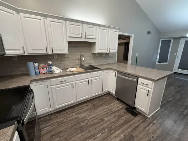 430 E Wild Plum Rd, Derby, KS 67037