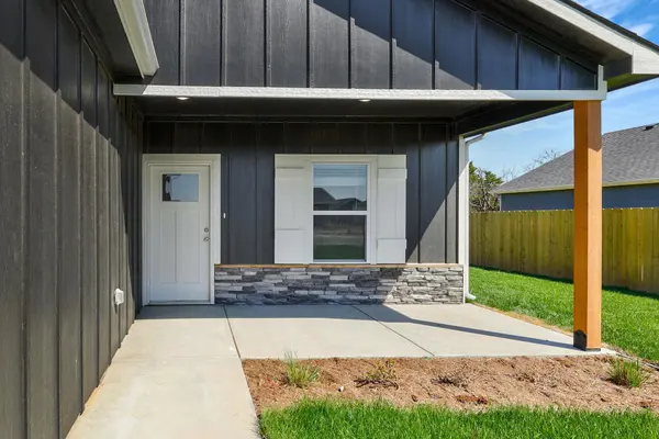 2231 S San Marino Cir, Andover, KS 67002