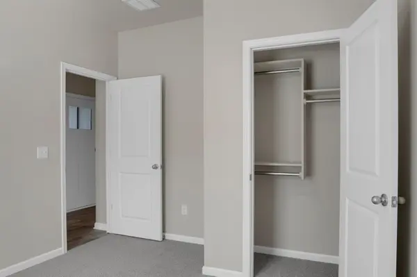 2239 S San Marino Cir, Andover, KS 67002