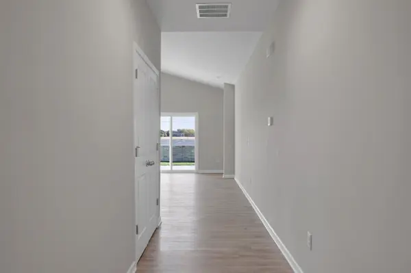 2239 S San Marino Cir, Andover, KS 67002