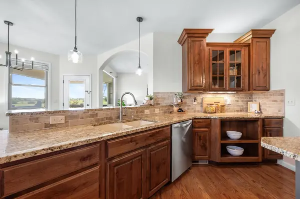 9002 E 87th St S, Derby, KS 67037