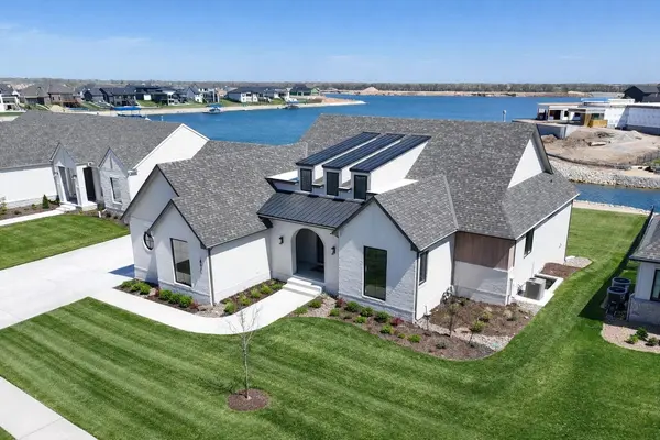 4620 N Ridge Port St., Wichita, KS 67205