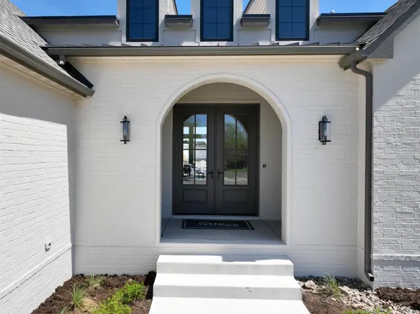 4620 N Ridge Port St., Wichita, KS 67205