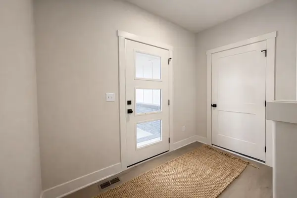 5518 N St. Paul Ct., Wichita, KS 67204