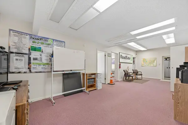 1224 W 6th Ave, El Dorado, KS 67042