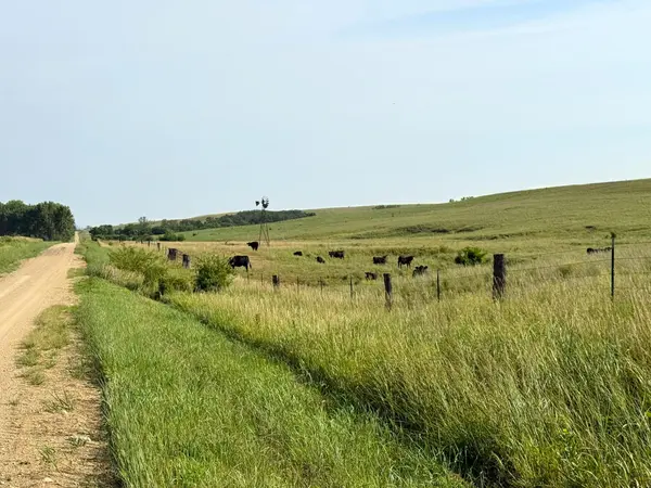 00000 N 20th Road,  Ada,  KS 67467