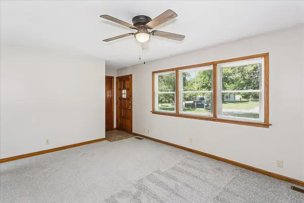 4041 E Bellaire St, Wichita, KS 67218