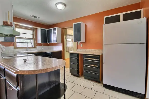 1201 W Oklahoma Ave, Arkansas City, KS 67005