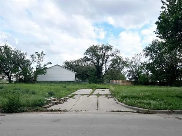 721 N Madison, Wichita, KS 67214