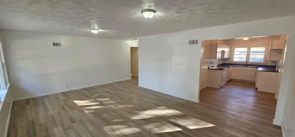 1609 N Fairmount Ave, Wichita, KS 67208