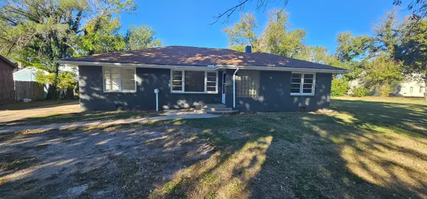 1609 N Fairmount Ave, Wichita, KS 67208