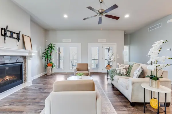 818 N McCloud Cir Unit#507, Andover, KS 67002-8922