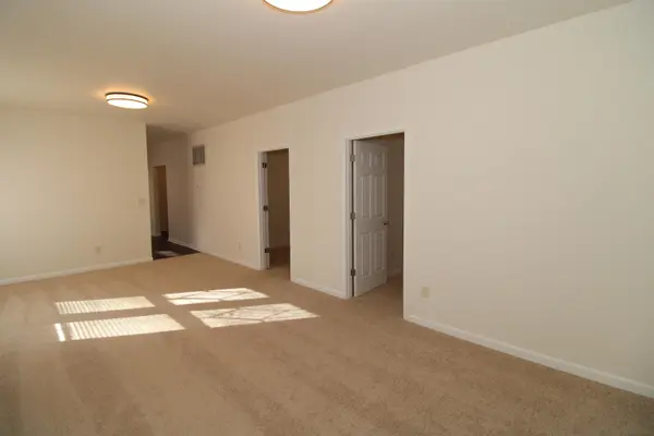 803 & 803 1/2 N Taylor St, El Dorado, KS 67042