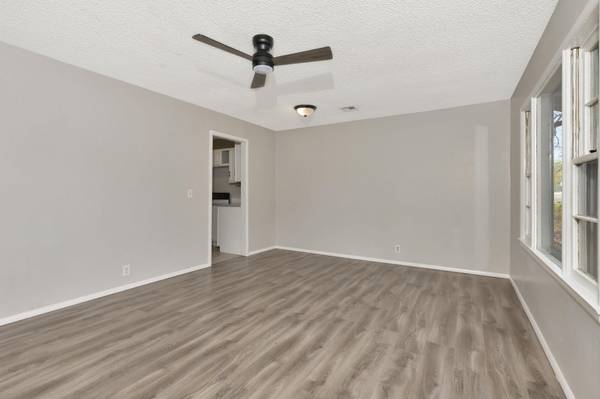 4221 S Englewood St, Wichita, KS 67216